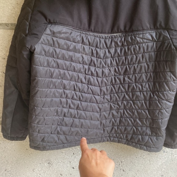 New Balance Puffer Jacket - Picture 8 of 11